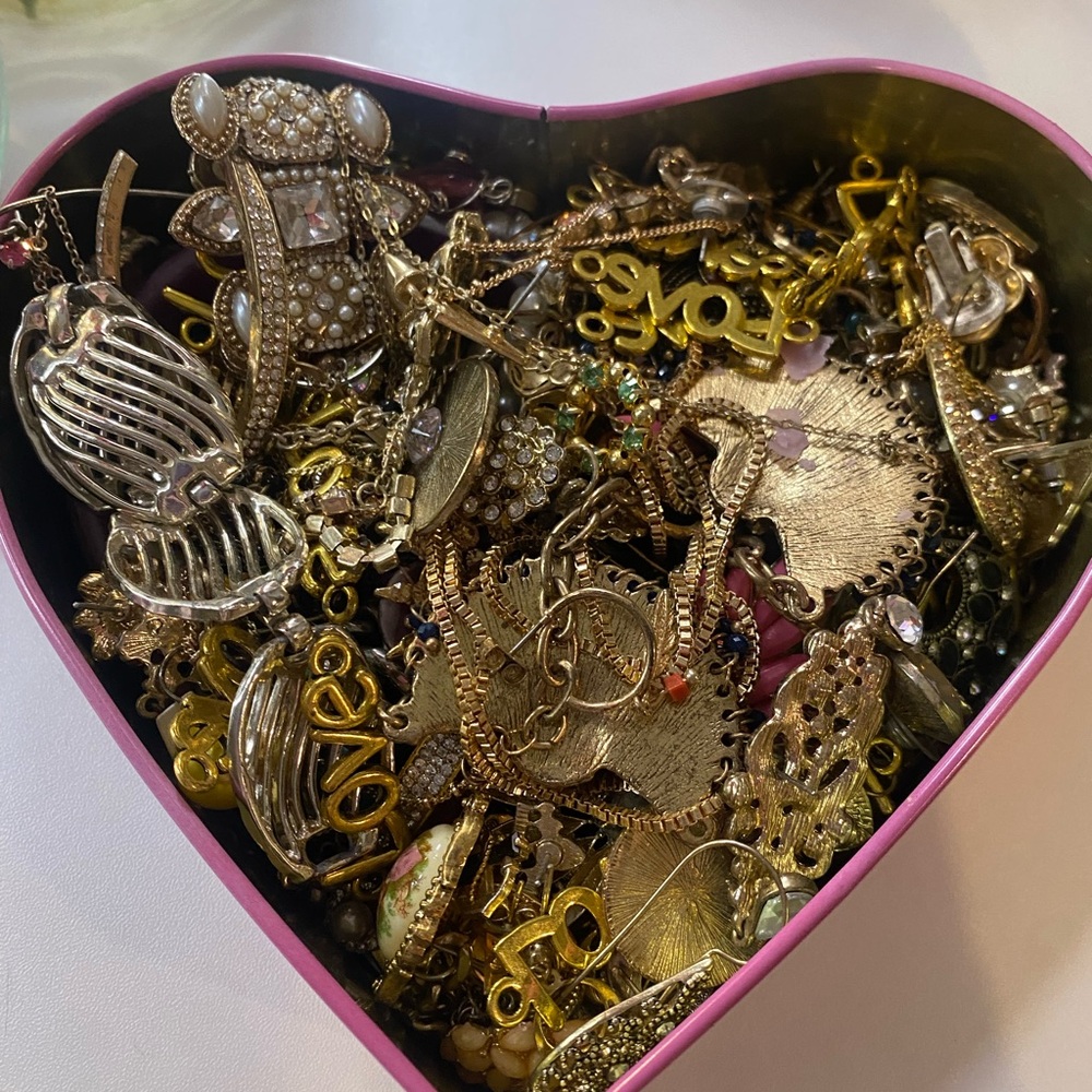 Mystery jewelry Collection !